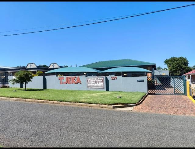 BUSINESS FOR SALE IN MONUMENT